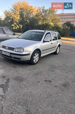 Універсал Volkswagen Golf 2003 в Полтаві