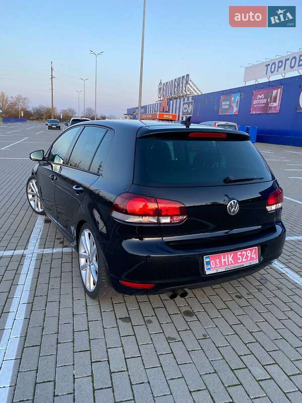 Хетчбек Volkswagen Golf 2009 в Нововолинську