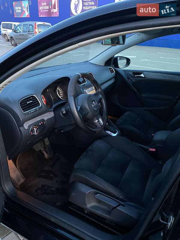 Хетчбек Volkswagen Golf 2009 в Нововолинську