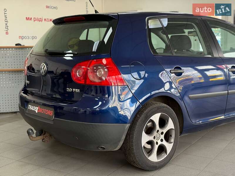 Хэтчбек Volkswagen Golf 2006 в Киеве