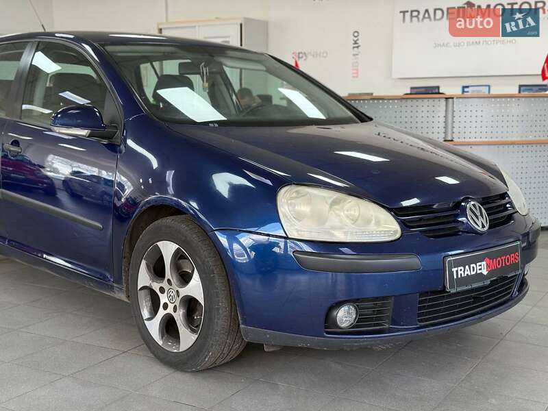 Хэтчбек Volkswagen Golf 2006 в Киеве