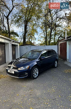 Универсал Volkswagen Golf 2015 в Одессе