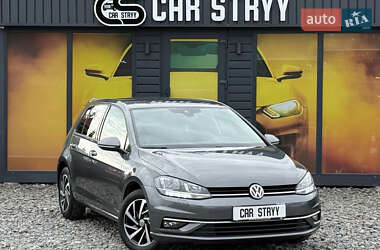Хетчбек Volkswagen Golf 2018 в Стрию