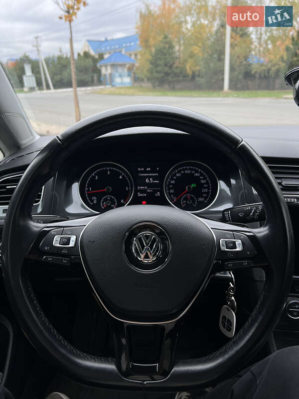 Універсал Volkswagen Golf 2018 в Ужгороді