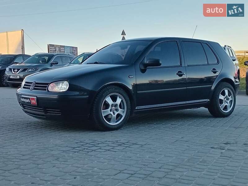 Хэтчбек Volkswagen Golf 2000 в Львове