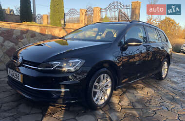Хэтчбек Volkswagen Golf 2019 в Тернополе