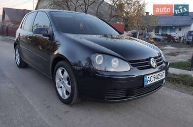 Хэтчбек Volkswagen Golf 2006 в Ковеле