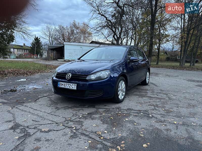 Хэтчбек Volkswagen Golf 2010 в Лебедине