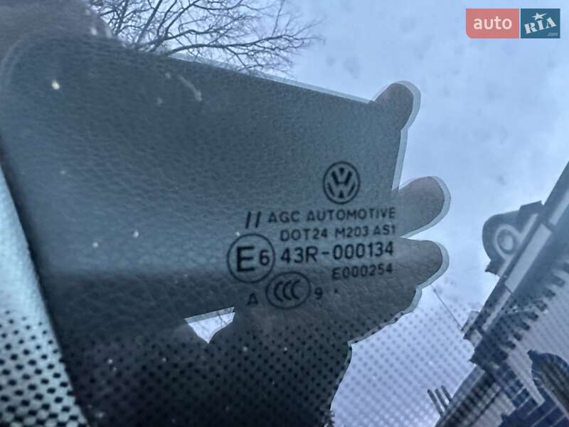 Хэтчбек Volkswagen Golf 2010 в Лебедине