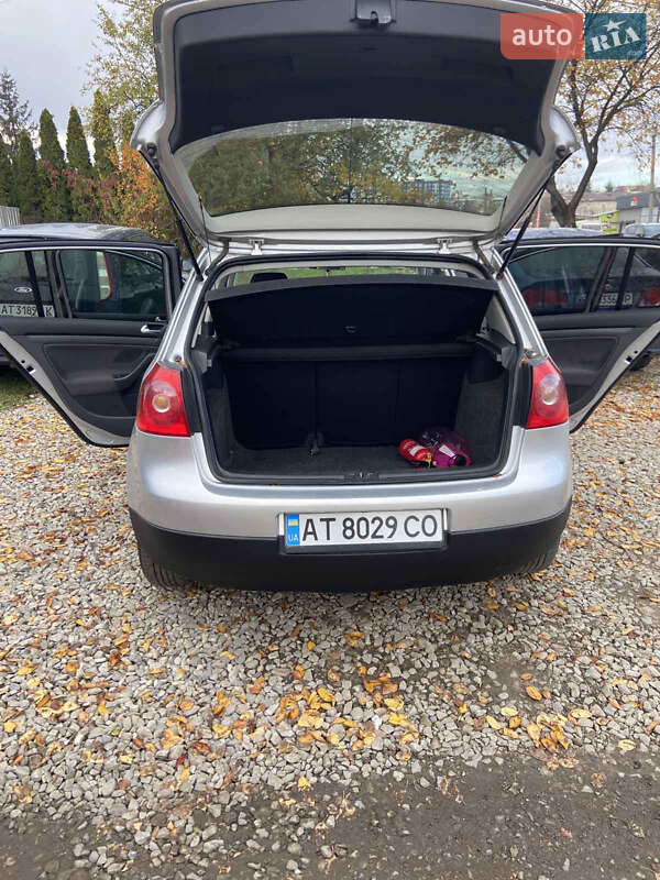 Хетчбек Volkswagen Golf 2008 в Івано-Франківську