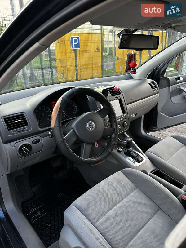 Хэтчбек Volkswagen Golf 2004 в Виннице фото 20 Хэтчбек Volkswagen Golf 2004 в Виннице