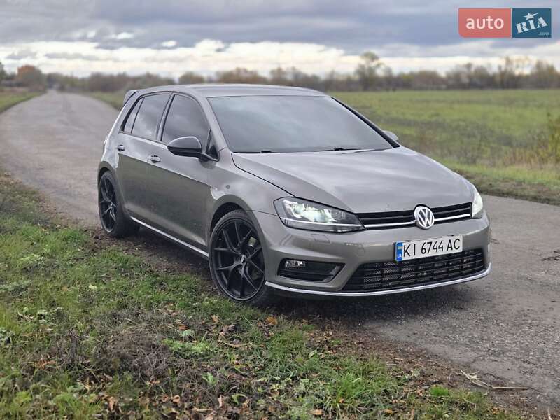 Хетчбек Volkswagen Golf 2013 в Пирятині