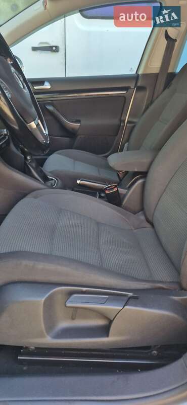 Универсал Volkswagen Golf 2010 в Трускавце фото 2 Универсал Volkswagen Golf 2010 в Трускавце