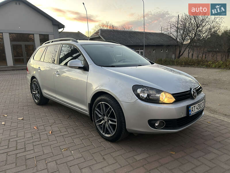 Универсал Volkswagen Golf 2011 в Ивано-Франковске