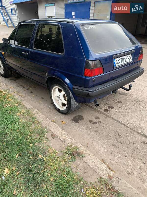 Хэтчбек Volkswagen Golf 1984 в Золочеве