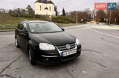 Универсал Volkswagen Golf 2008 в Чернигове