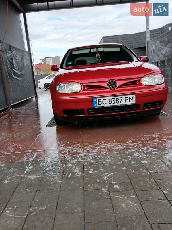 Хетчбек Volkswagen Golf 2000 в Львові