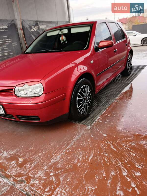 Хетчбек Volkswagen Golf 2000 в Львові