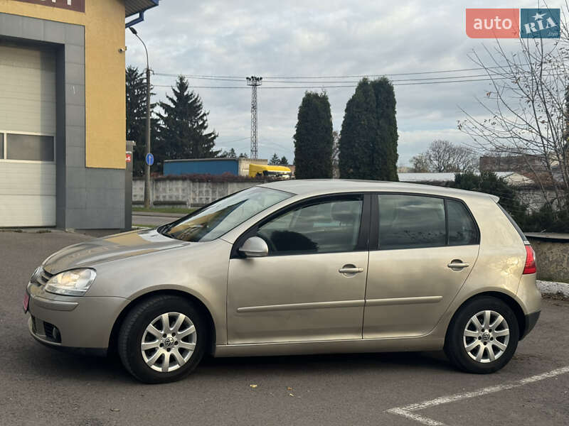 Хэтчбек Volkswagen Golf 2005 в Луцке фото 3 Хэтчбек Volkswagen Golf 2005 в Луцке