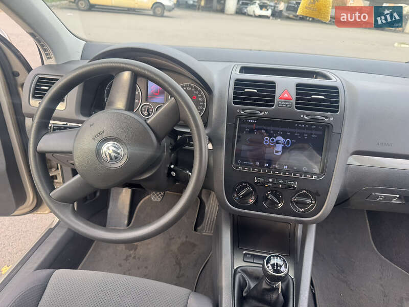 Хэтчбек Volkswagen Golf 2005 в Луцке фото 12 Хэтчбек Volkswagen Golf 2005 в Луцке