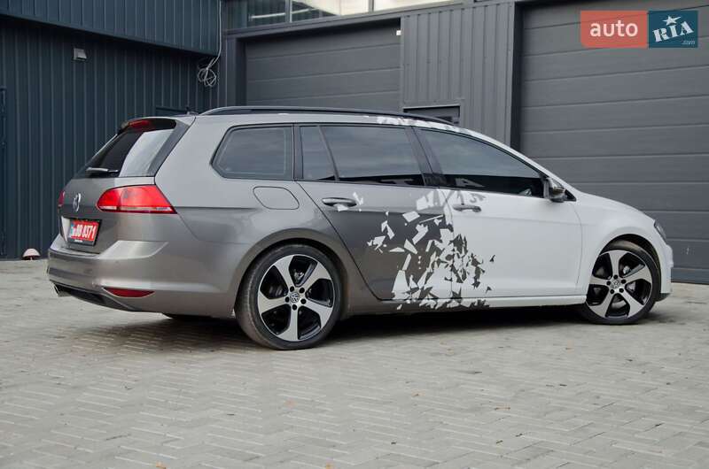 Універсал Volkswagen Golf 2015 в Сарнах