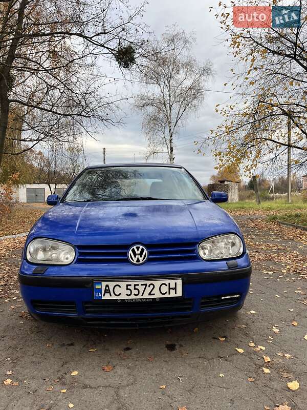 Хетчбек Volkswagen Golf 1998 в Ковелі