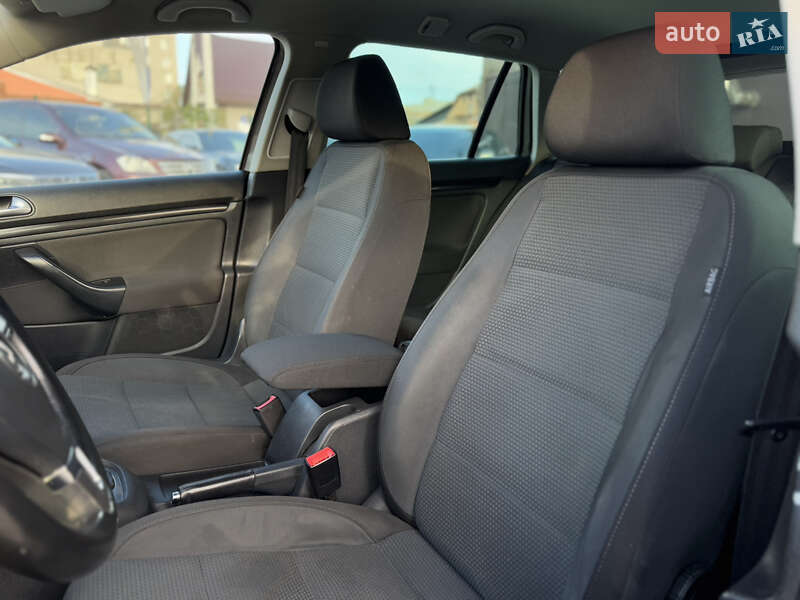 Универсал Volkswagen Golf 2012 в Бердичеве