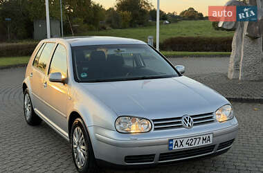 Хетчбек Volkswagen Golf 2003 в Хмельницькому
