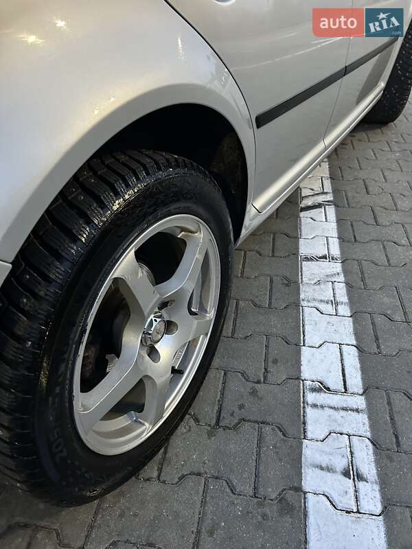 Универсал Volkswagen Golf 1999 в Житомире