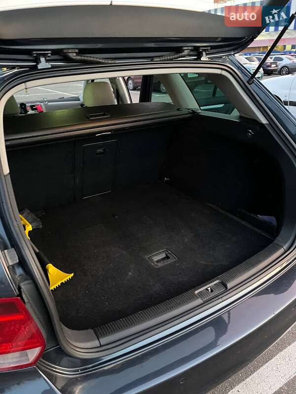 Універсал Volkswagen Golf 2008 в Черкасах