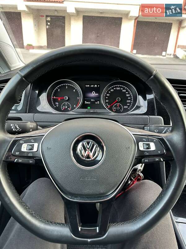 Универсал Volkswagen Golf 2016 в Тернополе