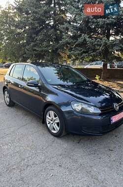 Хэтчбек Volkswagen Golf 2011 в Вознесенске