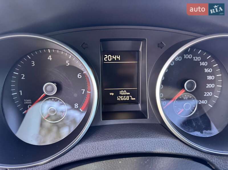 Хэтчбек Volkswagen Golf 2011 в Виннице