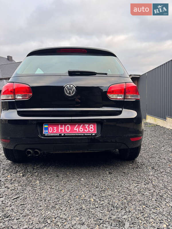 Хэтчбек Volkswagen Golf 2009 в Луцке