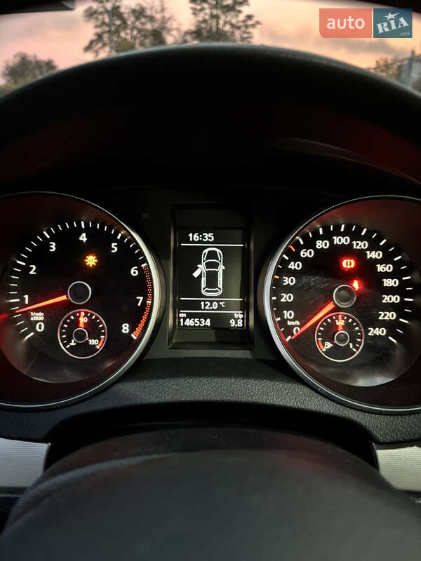 Хэтчбек Volkswagen Golf 2011 в Черкассах