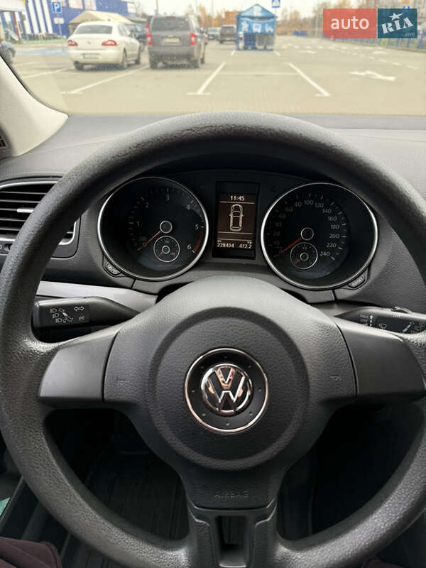 Універсал Volkswagen Golf 2013 в Львові