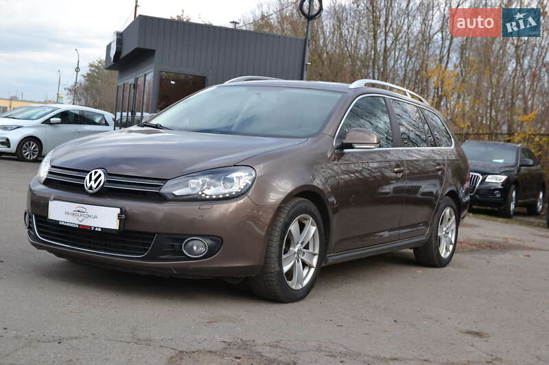 Универсал Volkswagen Golf 2012 в Луцке