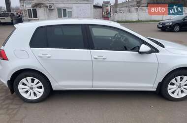 Хэтчбек Volkswagen Golf 2015 в Кривом Роге