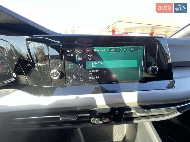 Хэтчбек Volkswagen Golf 2021 в Черновцах