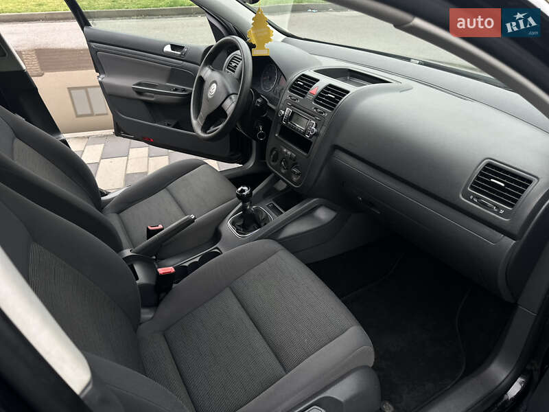 Хетчбек Volkswagen Golf 2008 в Києві фото 14 Хетчбек Volkswagen Golf 2008 в Києві