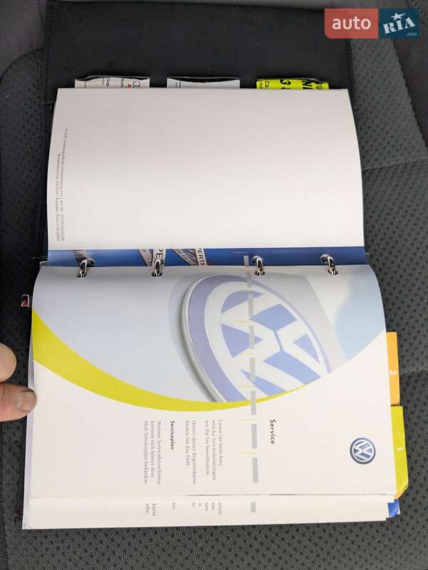 Хэтчбек Volkswagen Golf 2005 в Звягеле