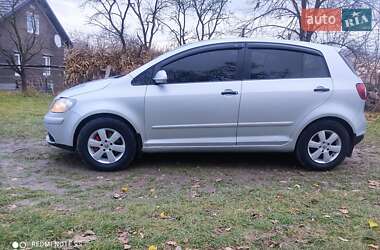 Хетчбек Volkswagen Golf 2007 в Чернівцях