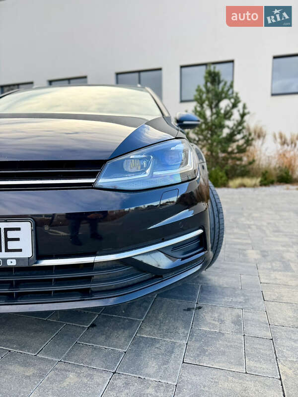 Универсал Volkswagen Golf 2017 в Луцке