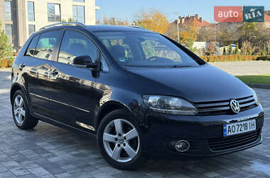 Хэтчбек Volkswagen Golf 2010 в Мукачево