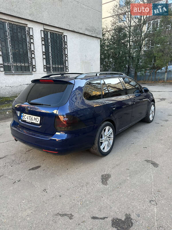 Универсал Volkswagen Golf 2009 в Львове