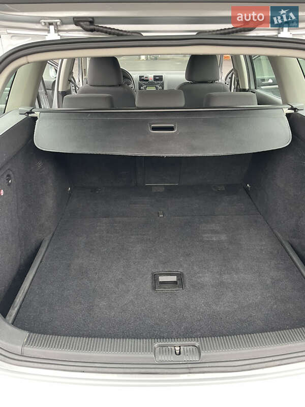 Универсал Volkswagen Golf 2009 в Виннице