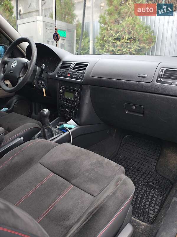 Хэтчбек Volkswagen Golf 2001 в Ивано-Франковске фото 10 Хэтчбек Volkswagen Golf 2001 в Ивано-Франковске