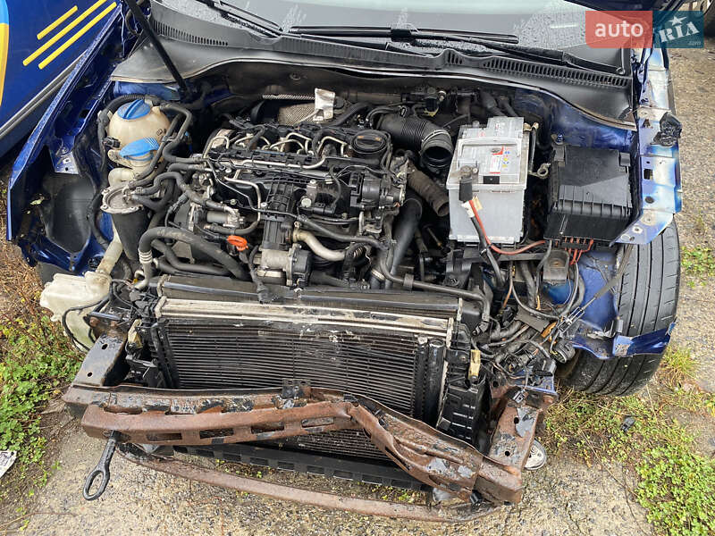 Хэтчбек Volkswagen Golf 2010 в Виннице