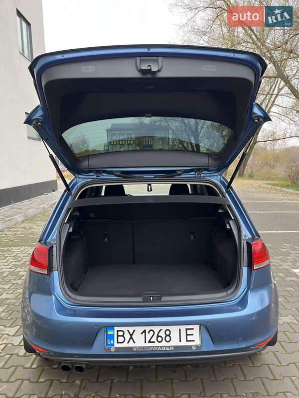 Хэтчбек Volkswagen Golf 2013 в Хмельницком