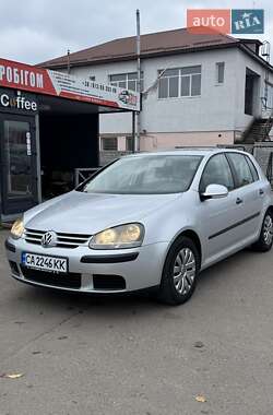 Хетчбек Volkswagen Golf 2004 в Кам'янці
